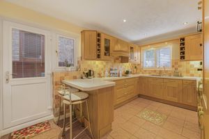 Photo 16- click for photo gallery